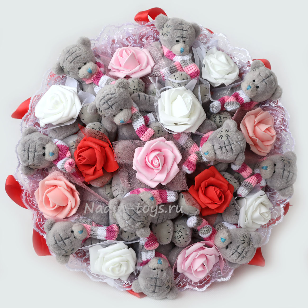 Букет из 11 плюшевых мишек Тедди и роз