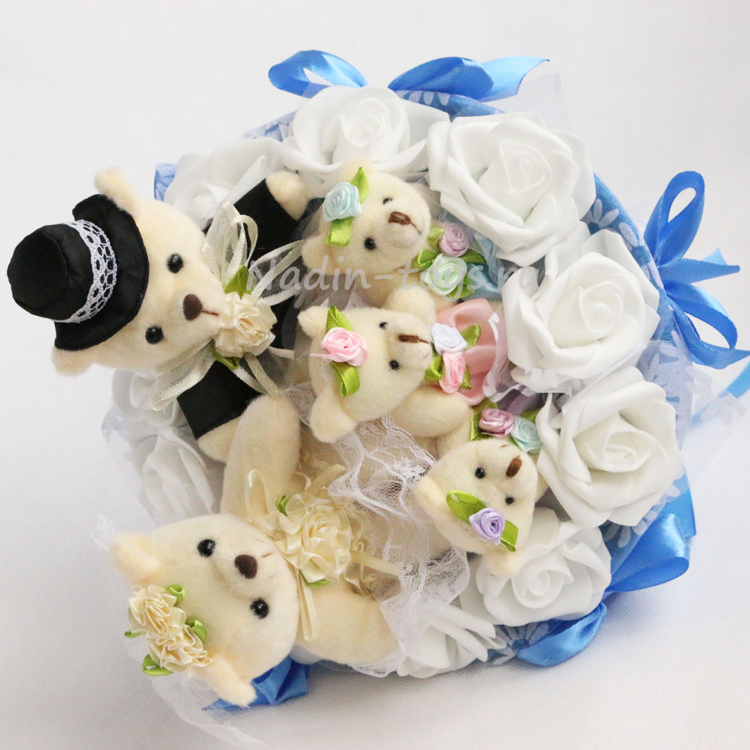Букет из игрушек Жених и невеста, свадебный букет из мишек